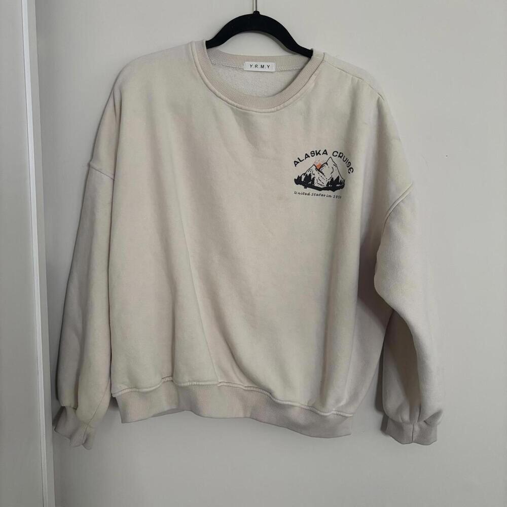 💕Cream crew neck long sleeve Alaska sweatshirt graphic casual vintage